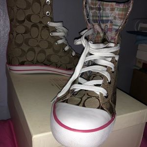 Coach sneaker worn 3x. Slightly worn